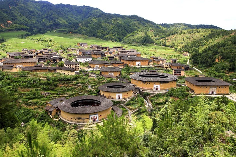 【廈門旅行團】4天高鐵 - 永定土樓 • 世界遺產