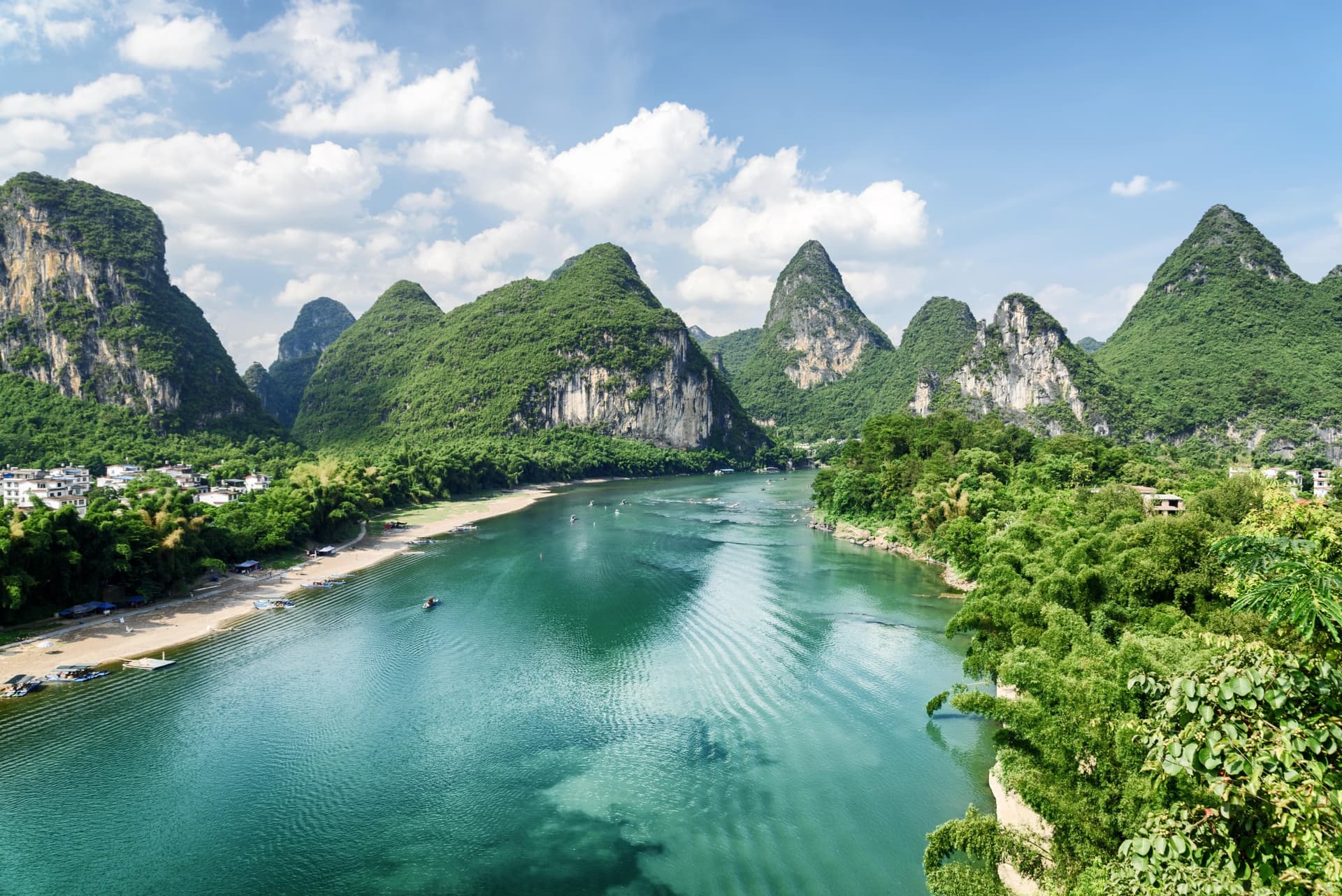 【廣東省團】梧州、賀州、桂林美景 高鐵往返4天 深圳集散